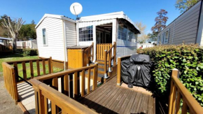 Bungalow de 2 chambres avec piscine partagee sauna et jardin amenage a Saint Jean de Monts a 3 km de la plage C
